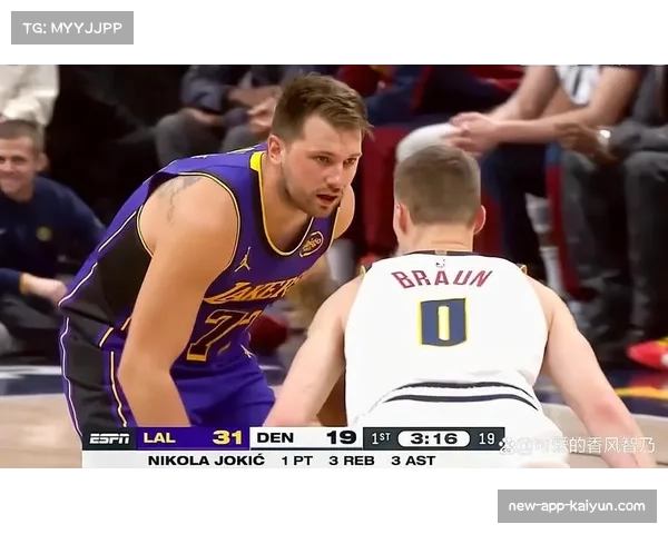 湖人短轮换致东契奇出场时间前三 疲劳积累引发腿筋拉伤