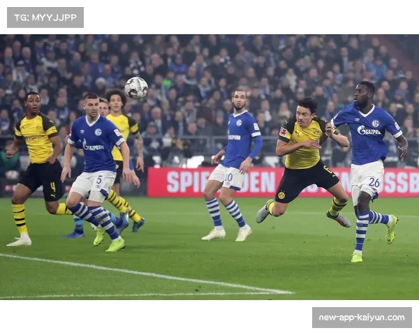 沙尔克04重返德甲,保级压力下轮换核心易被英超盯上